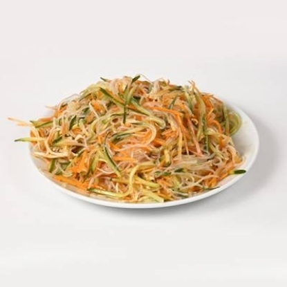 Picture of Chicken salad with Chinese noodles fyn-se