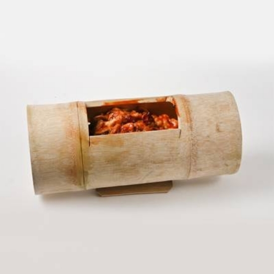 Picture of Chicken with champignon with sour-sweet-spicy sauce in bamboo(half portion)