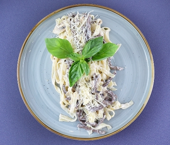 Picture of Pasta with veal Garun