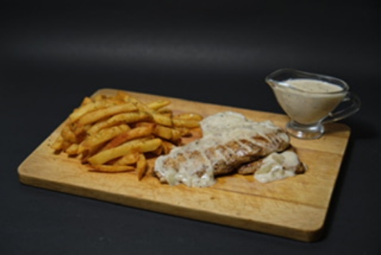 Picture of Chicken Alfredo with fries