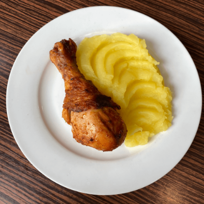 Picture of Chicken leg with mashed potato