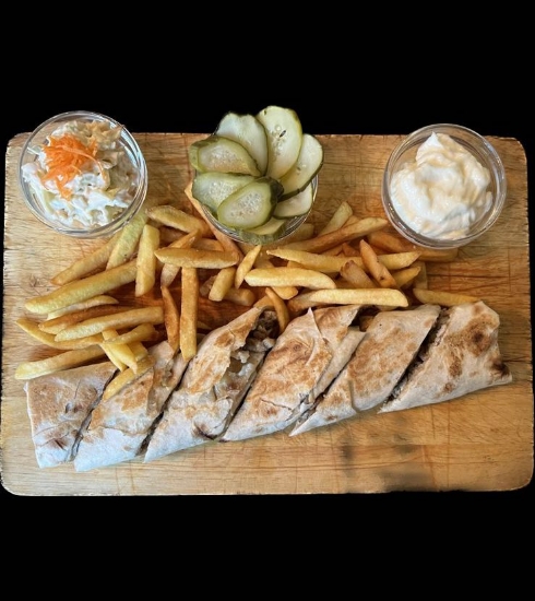 Picture of Arabic Shawerma with fries