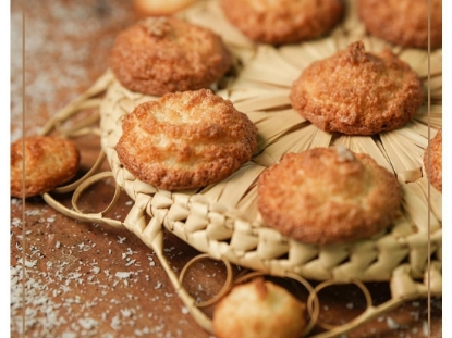 Picture of Golden Bakery Coconut Cookies