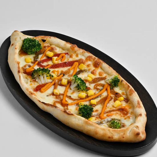 Picture of Vegetarian Pideh