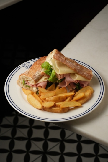 Picture of Ham & Cheese Sandwich