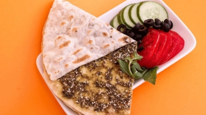 Picture of Zaatar with veggies