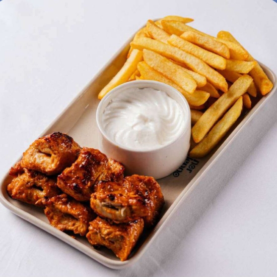Picture of Shish Tawook (plate)