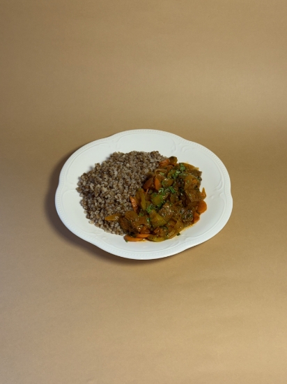 Picture of Buckwheat and Goulash