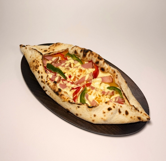 Picture of Pideh with Ham