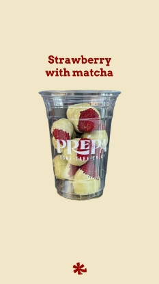 Picture of Strawberry with matcha and white chocolate 