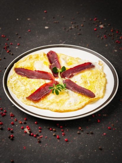 Picture of Omlette with basturma