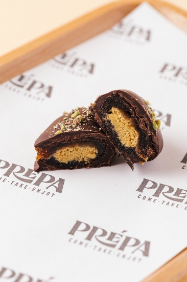 Picture of Date with Pistachio
